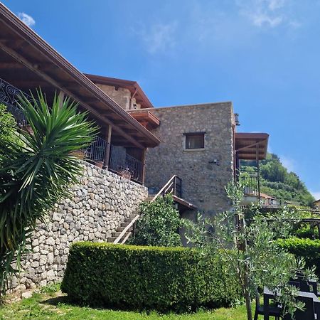 Agriturismo Orrido Di Pino Аджерола Екстериор снимка