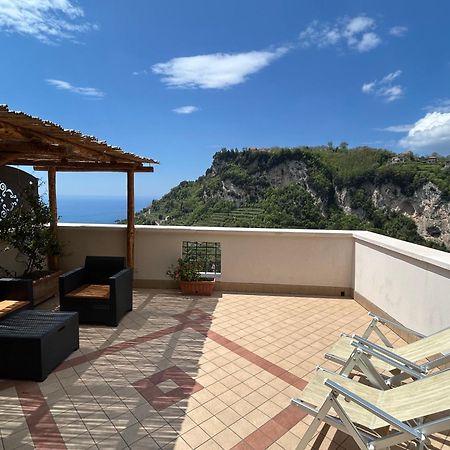 Agriturismo Orrido Di Pino Аджерола Екстериор снимка
