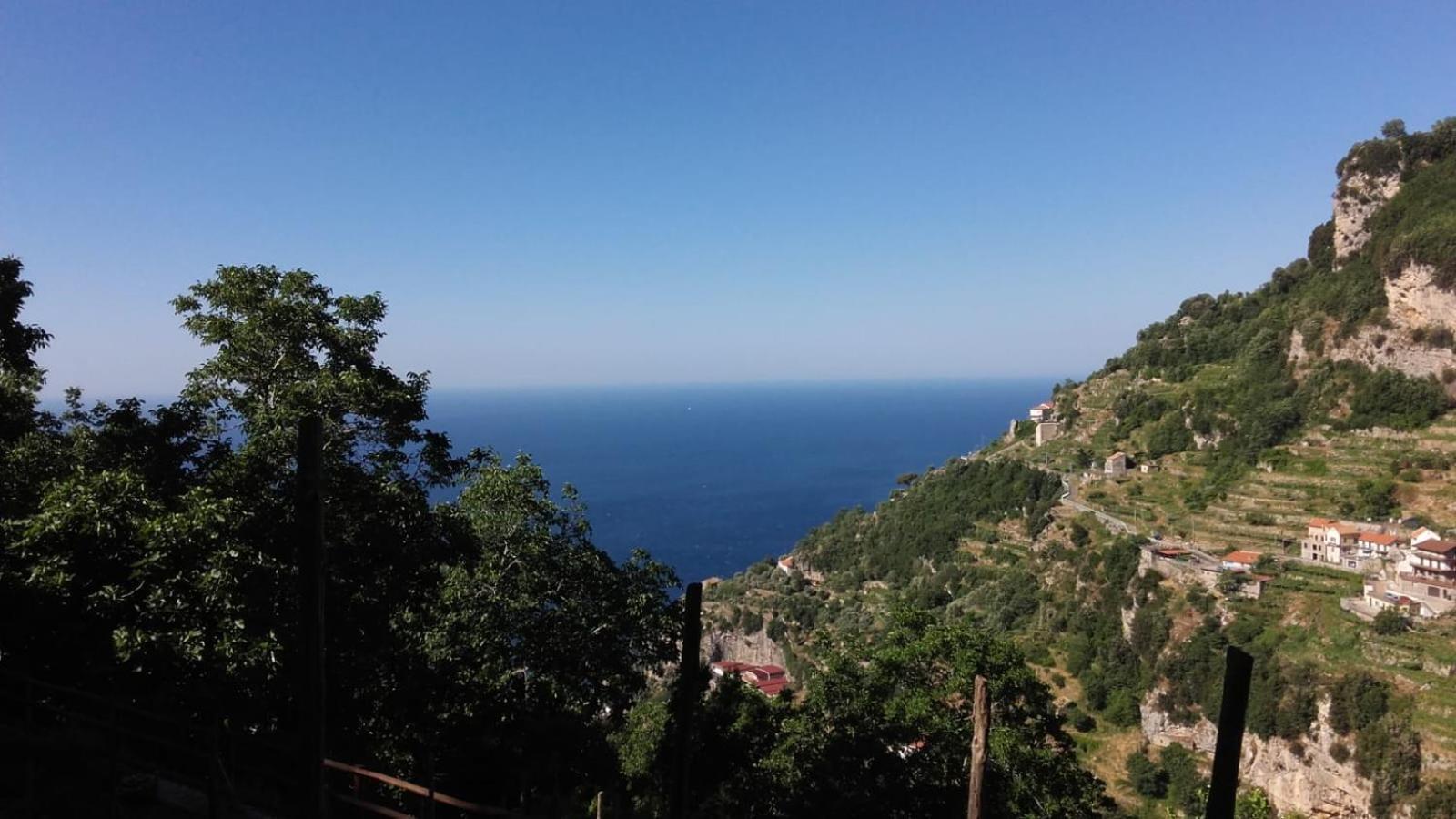Agriturismo Orrido Di Pino Аджерола Екстериор снимка