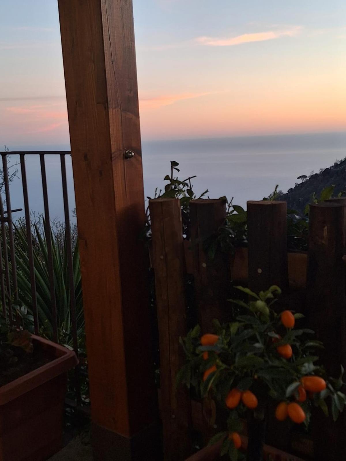 Agriturismo Orrido Di Pino Аджерола Екстериор снимка