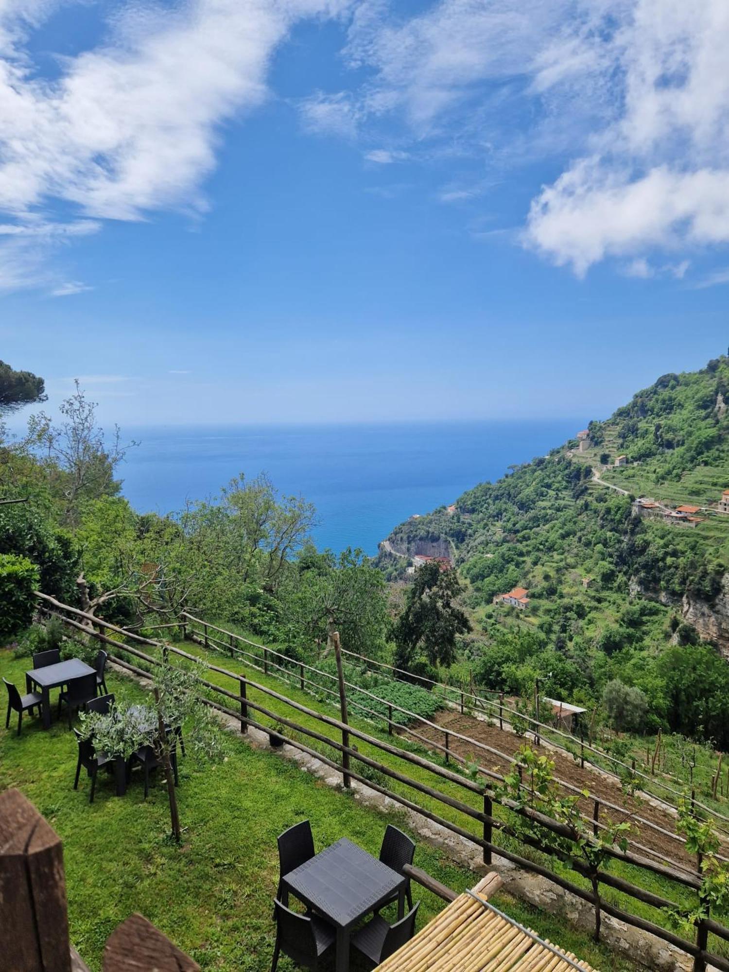 Agriturismo Orrido Di Pino Аджерола Екстериор снимка
