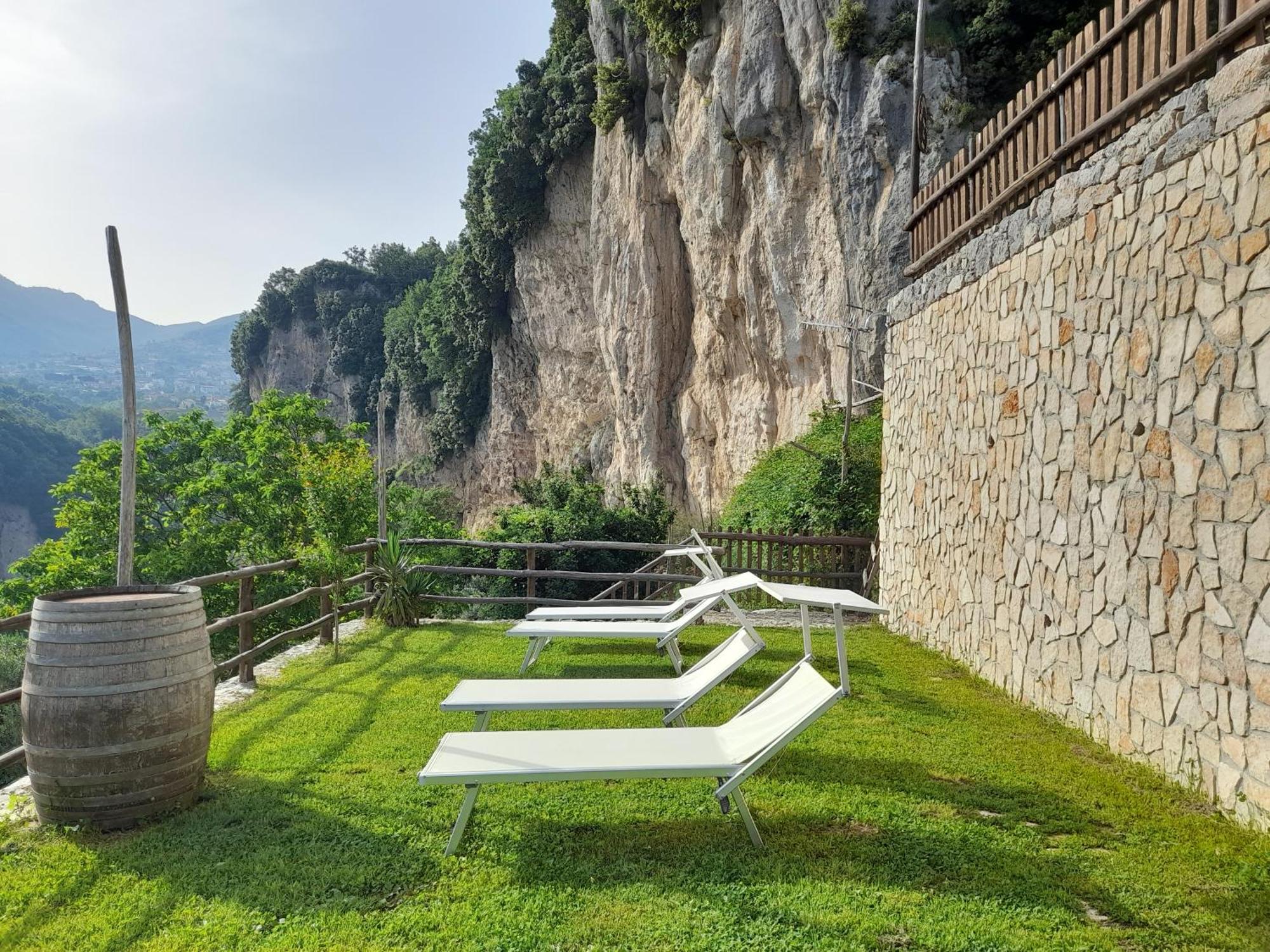 Agriturismo Orrido Di Pino Аджерола Стая снимка