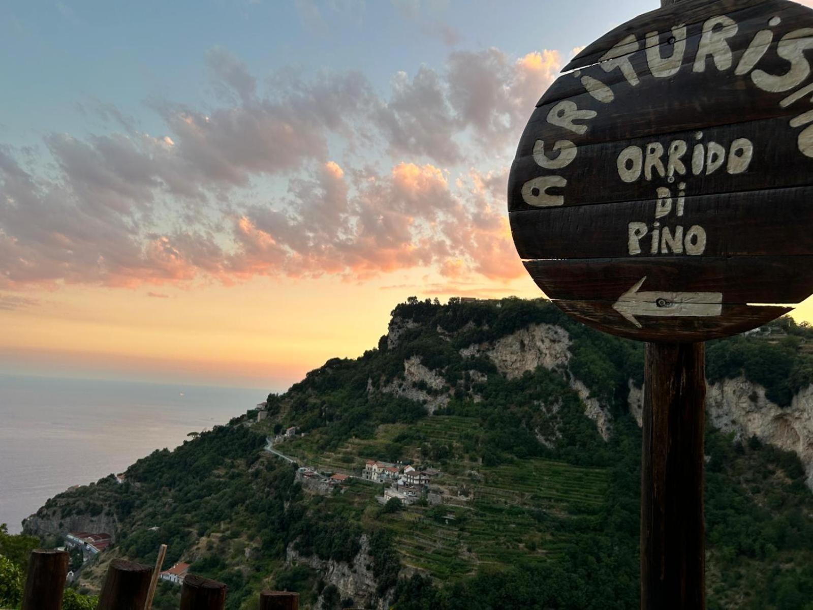 Agriturismo Orrido Di Pino Аджерола Екстериор снимка