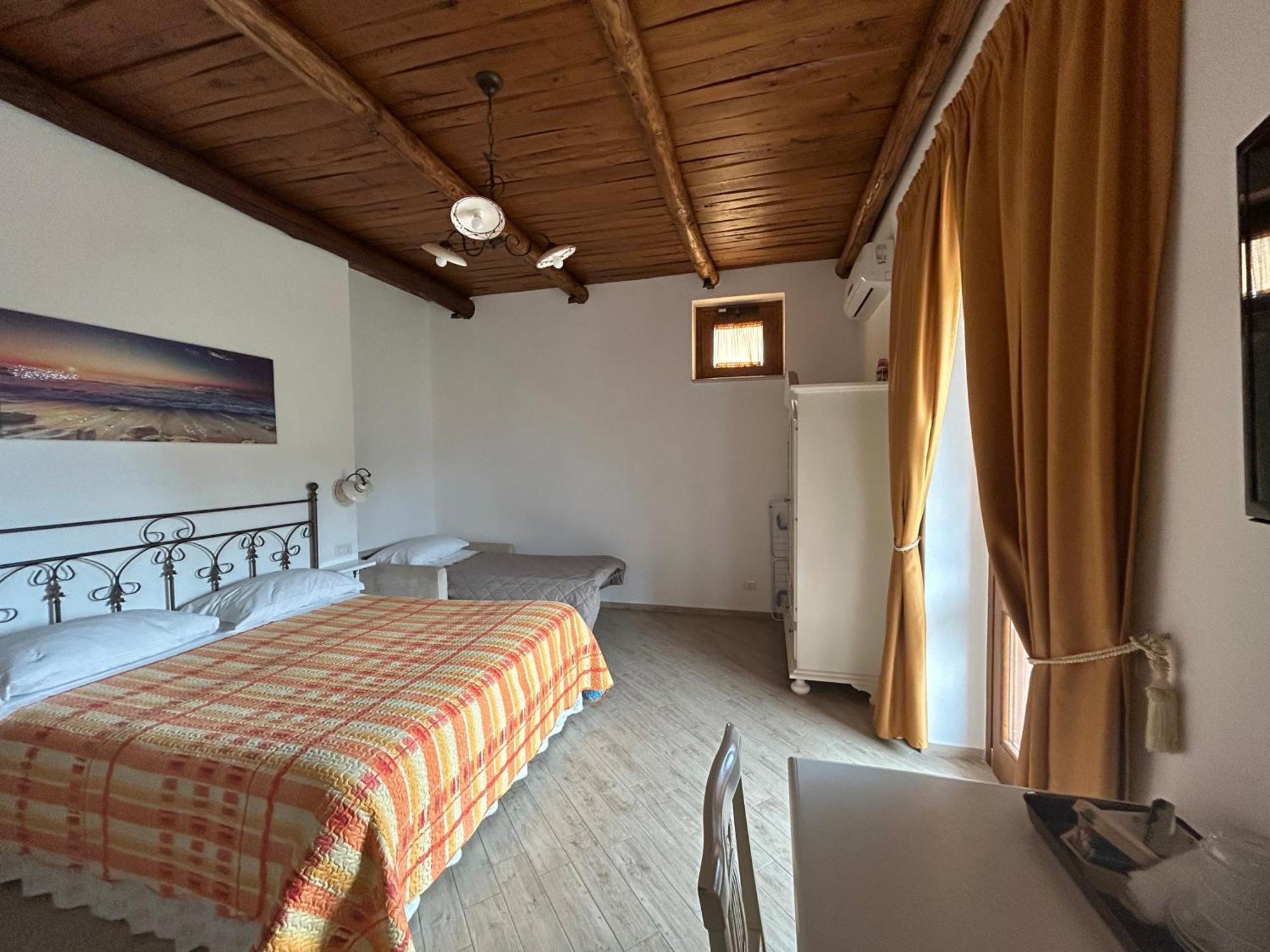 Agriturismo Orrido Di Pino Аджерола Екстериор снимка